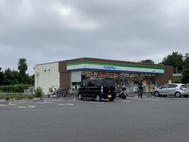 ファミリーマート蓮田南新宿店の画像1