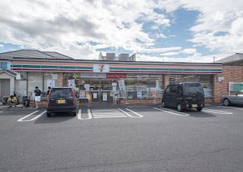 セブンイレブン 昭島拝島町4丁目店の画像1
