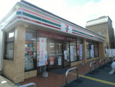 セブンイレブン草加新田店