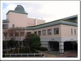 箕面市立萱野南図書館