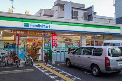 ファミリーマートの画像1