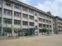久宝寺中学校