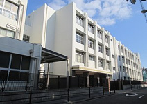 城東中学校