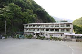 山北町立川村小学校の画像1
