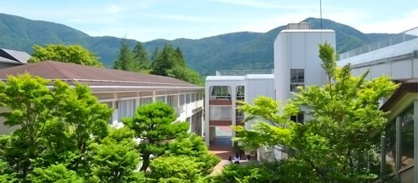 私立函嶺白百合学園中学校の画像1
