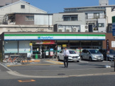 ファミリーマート 西九条三丁目店