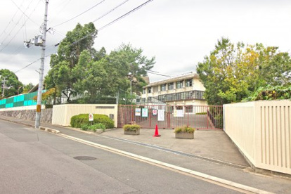 向日市立第6向陽小学校の画像1