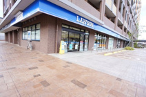 ローソン 新潟東万代町店