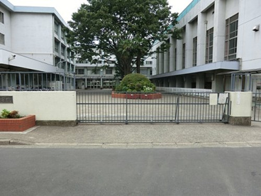 区立関中学校の画像1