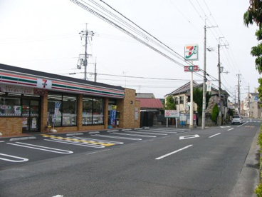 セブンイレブン 茨木竹橋町店の画像1