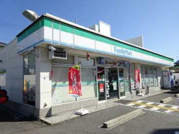 ファミリーマート大東寺川店の画像1