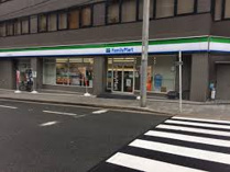 コンビニエンスストア ファミリーマート 内久宝寺町三丁目店