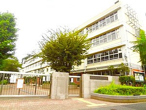 世田谷区立三宿中学校の画像1