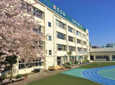 大田区立仲六郷小学校の画像1