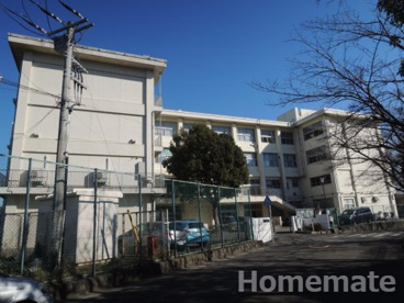 鎌倉市立玉縄中学校の画像1