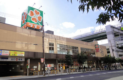 ライフ 阿波座駅前店の画像1