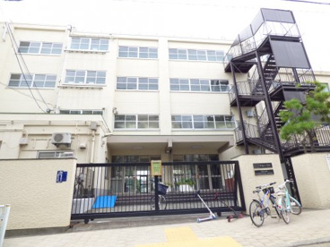 目黒区立中根小学校の画像2