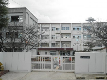 奈良市立平城西中学校の画像1