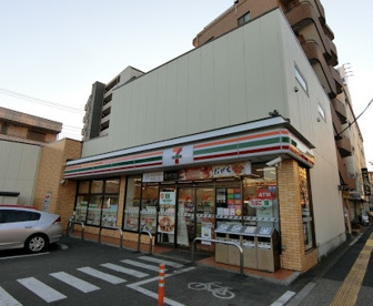 セブン-イレブン 足立西新井栄町３丁目店の画像1
