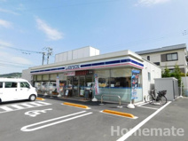 ローソン 鎌倉台四丁目店