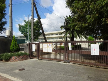 吹田市立吹田第二小学校の画像1