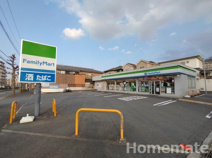 ファミリーマート 港南台八丁目店
