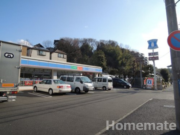 ローソン 栄小菅ケ谷三丁目店の画像1