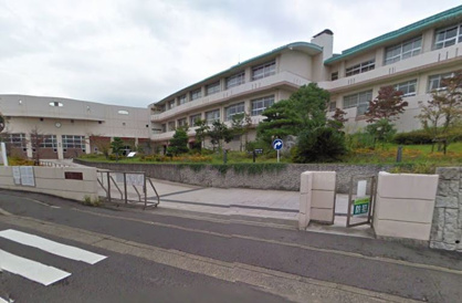 藤沢市立藤ケ岡中学校の画像1