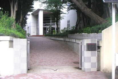 東京都立広尾高等学校の画像1