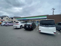 ファミリーマート 西大泉四丁目店