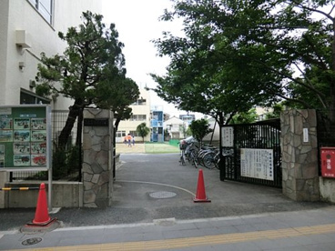 赤土小学校の画像1