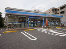 ローソン 練馬中村三丁目店