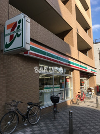 セブン-イレブン 川崎中幸町店の画像1