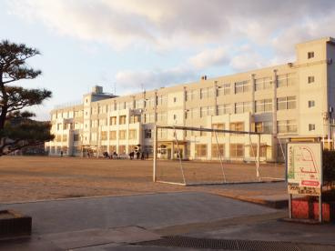 高槻市立北清水小学校の画像1