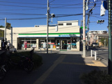 ファミリーマート　国立駅北店