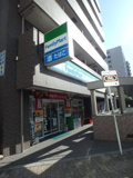 ファミリーマート　深江橋店