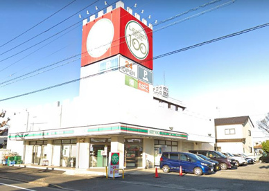 ローソンストア100 LS一宮花池店の画像1