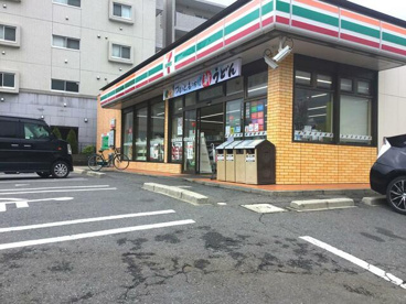 セブンイレブン 堺深井東町店の画像1