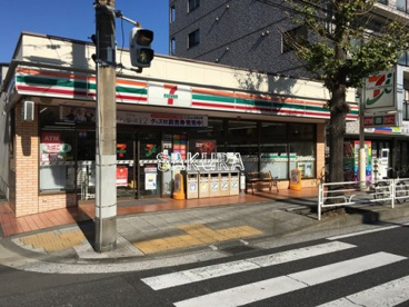 セブン-イレブン 横浜本牧２丁目店の画像1