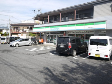 ファミリーマート 練馬大泉町店の画像1