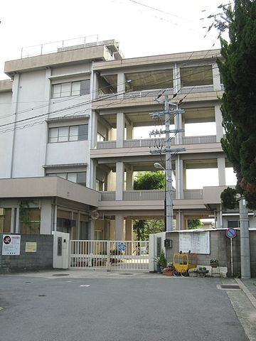 豊中市立克明小学校の画像