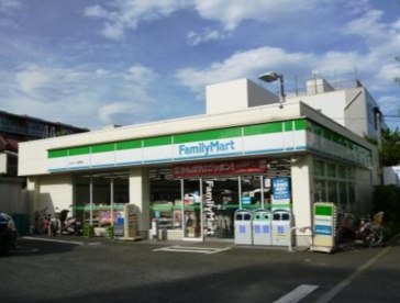 ファミリーマート 世田谷粕谷店の画像1