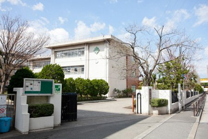 川崎市立川崎中学校の画像1