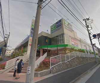 サミットストア 権太坂スクエア店の画像1