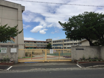 日置荘小学校の画像1