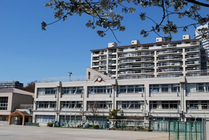 川崎市立東小倉小学校の画像1