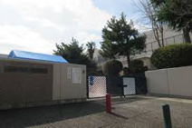 青山台小学校