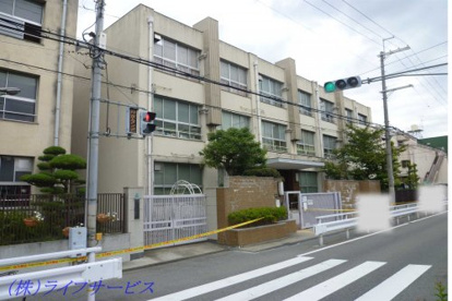 三津屋小学校の画像1