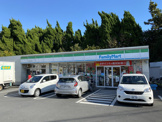 ファミリーマート湘南東海岸店