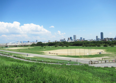 淀川河川公園西中島地区芝生広場の画像1